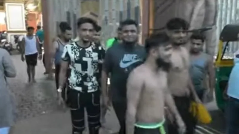 Sloganeering in Support of Palestine Leads to Altercation, 15 Detained as Security Guards Assaulted